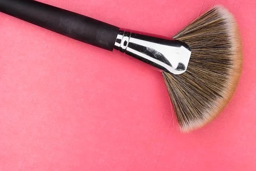 Stylistes et maquilleurs